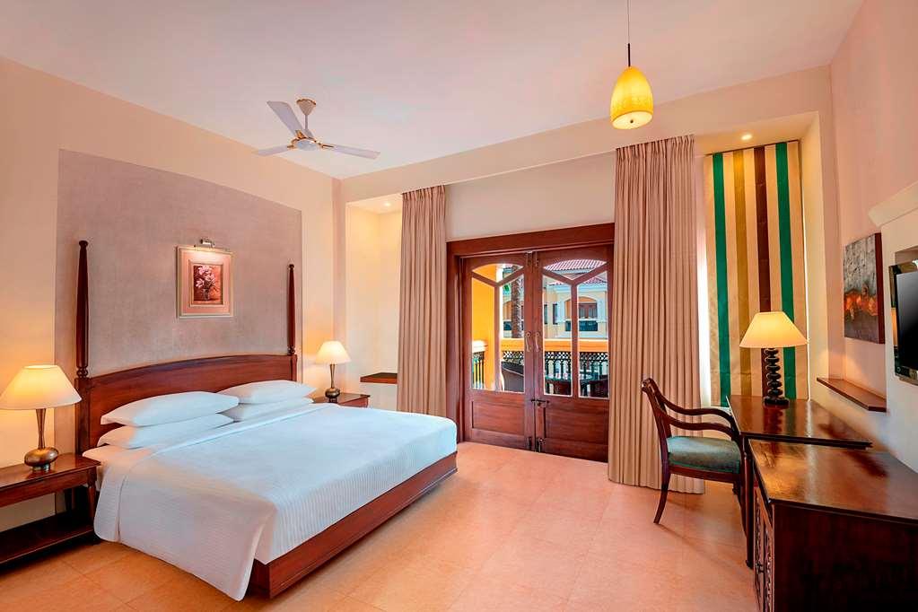Country Inn & Suites By Radisson, Goa Candolim Rom bilde